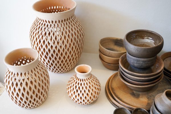 mexican clay potter white vases (7)