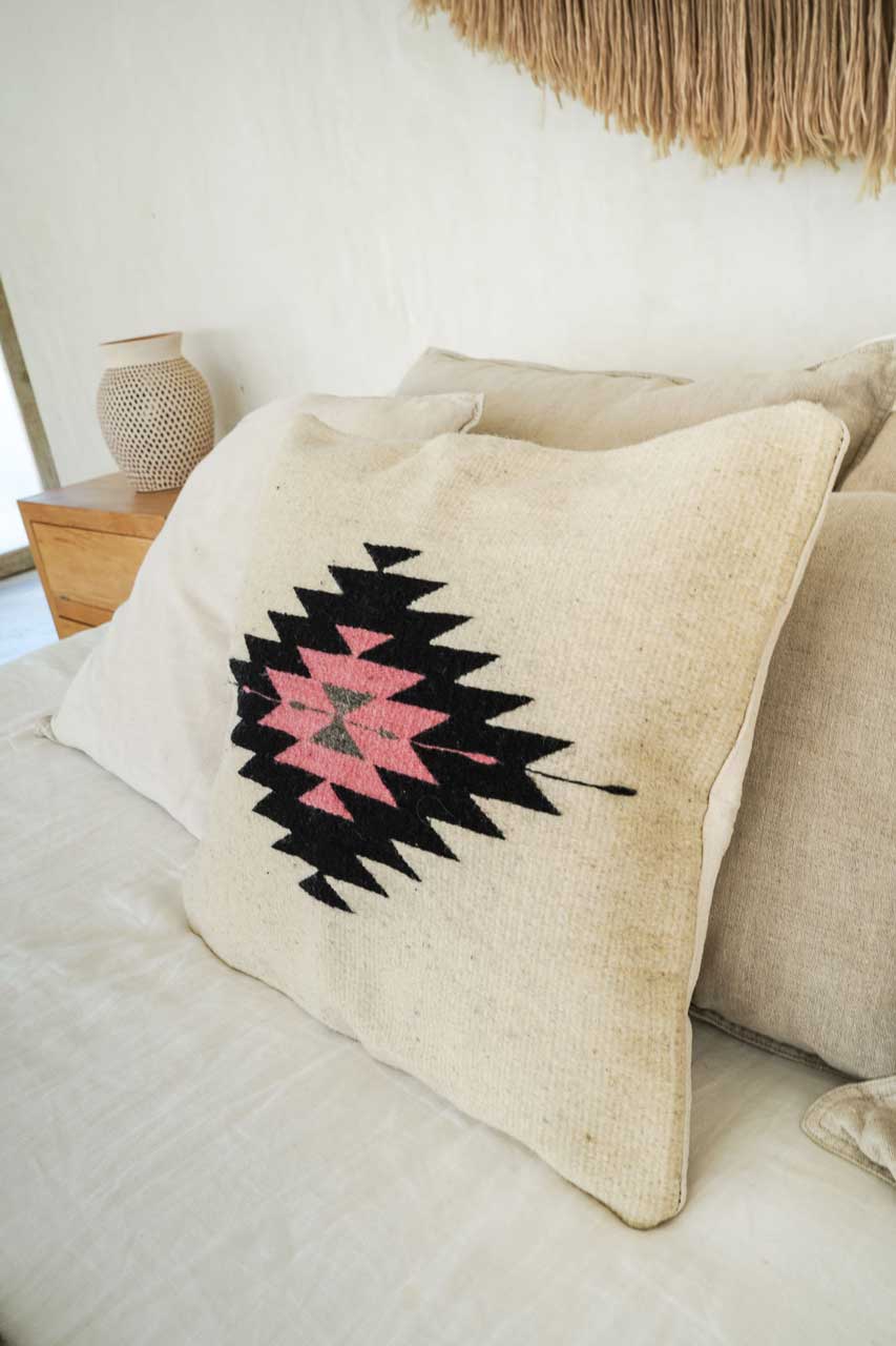 Zapotec Diamond Handmade Mexican Cushion | Natural+ Desert Rose