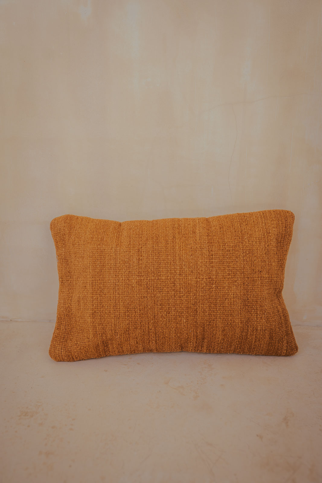 Nakawe Signature Lumbar Pillow | Copper