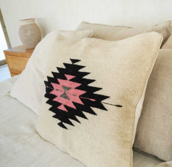 Zapotec Diamond Handmade Mexican Cushion | Natural+ Desert Rose