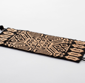 Peyote Handmade Beaded Bracelet | Rose gold + Black