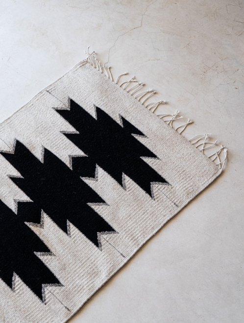Maguey Handwoven Mexican Rug | Natural + Noir