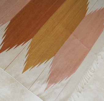 Tierra Mexican Rug | natural base with desert rose + clay tones