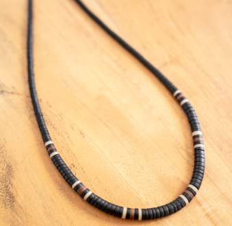 Amazonian Short Handmade Beaded Necklace | Pantha